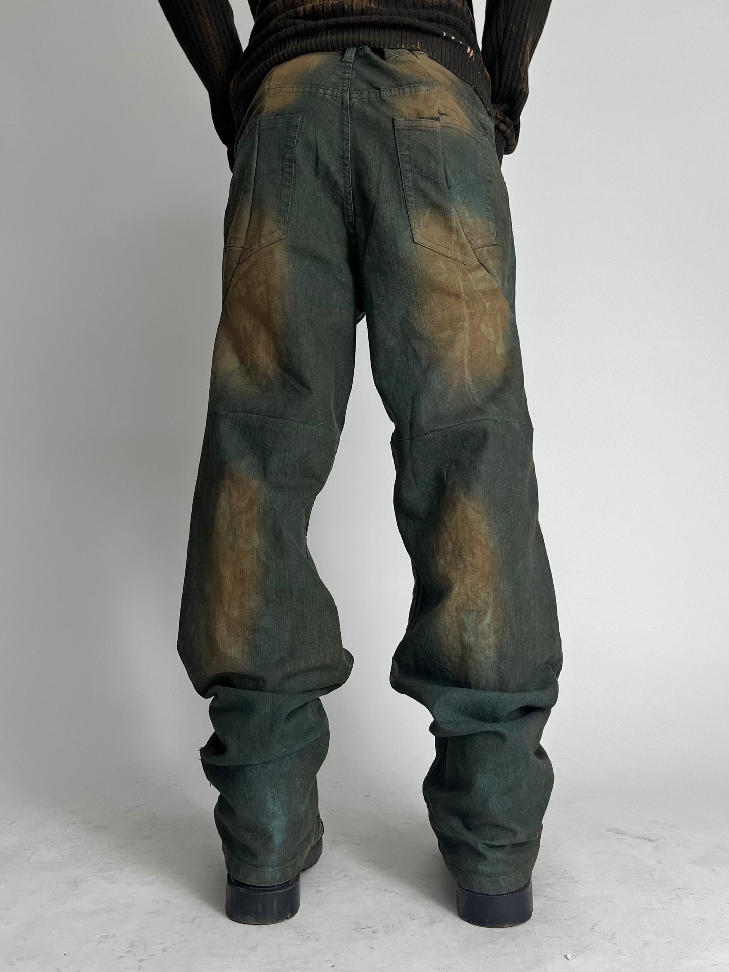 Reconstructed Mud Wash Jeans