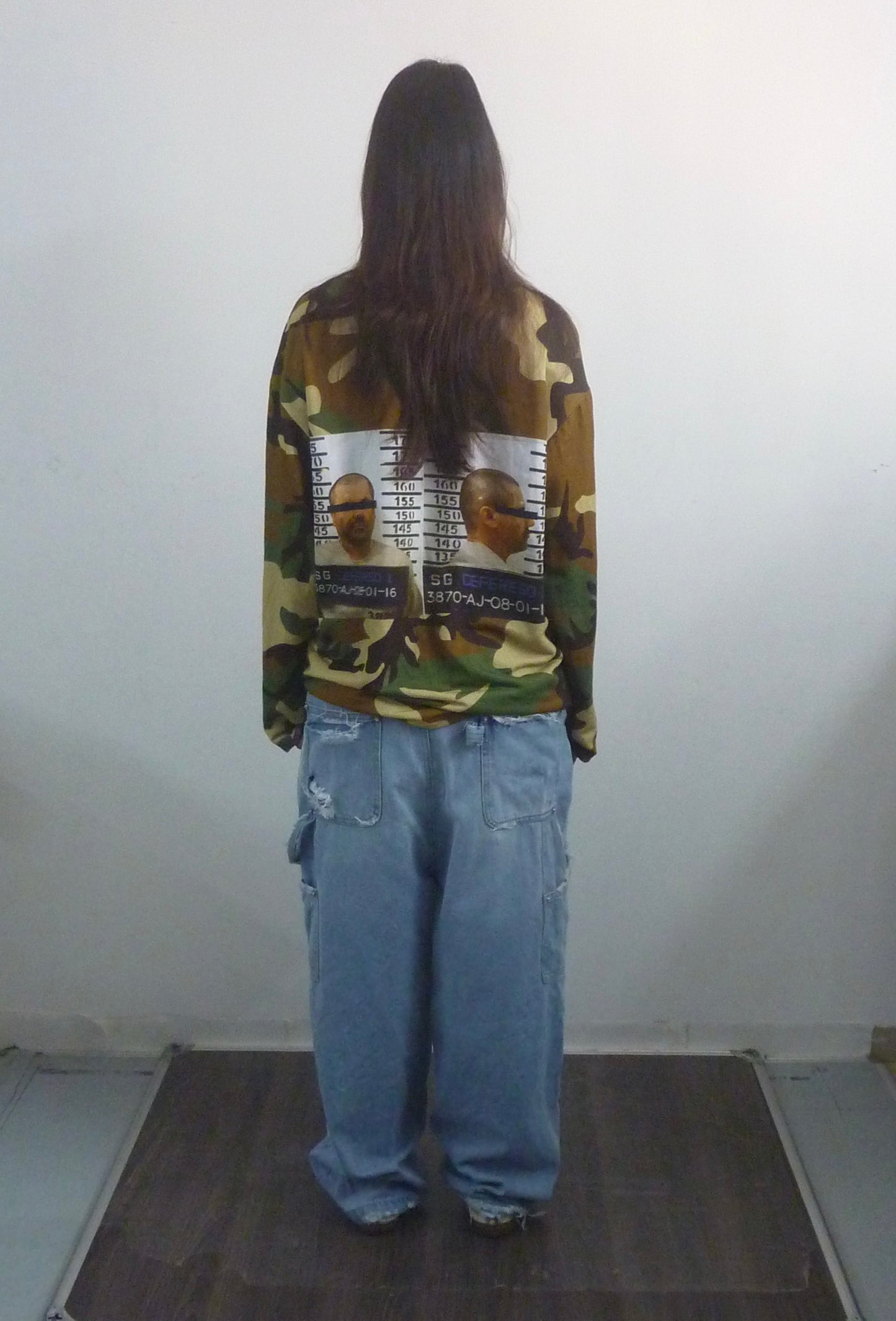 Distressed carpenter jeans (SHIPS IN 2-3 WEEKS)