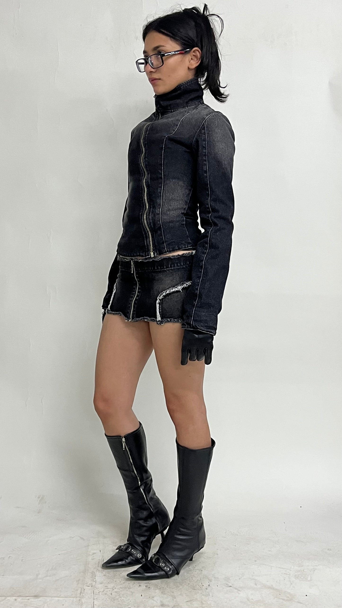 MINI DENIM SKIRT - BLACK SAMPLE