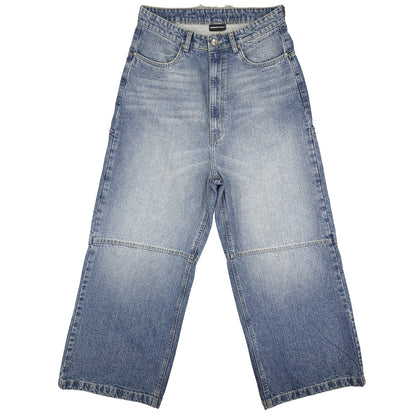 CROSS LOGO PATCHED LOW CROTCH JEANS - LIGHT BLUE