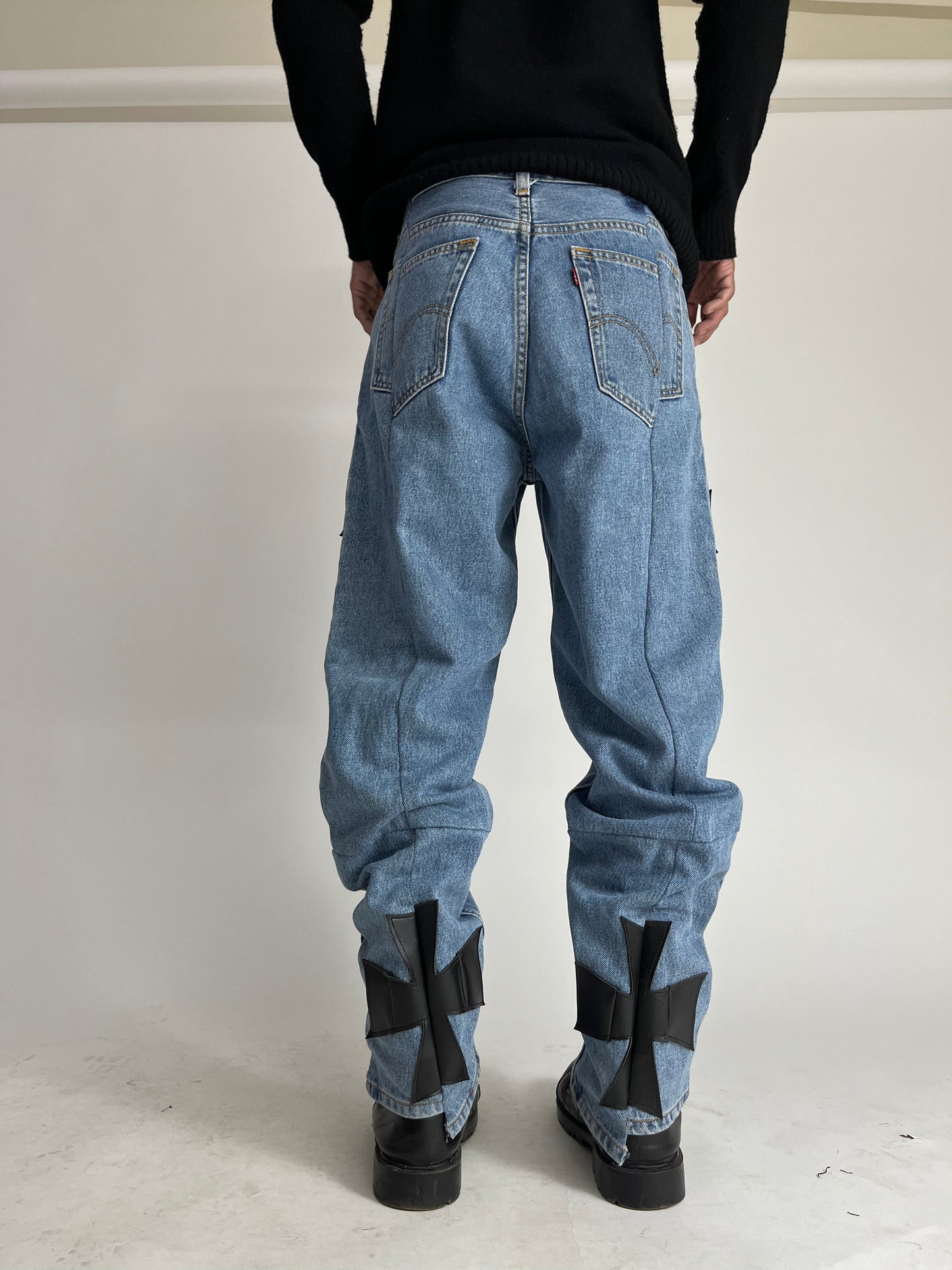 Order of black lotus reconstructed jeans (light blue)