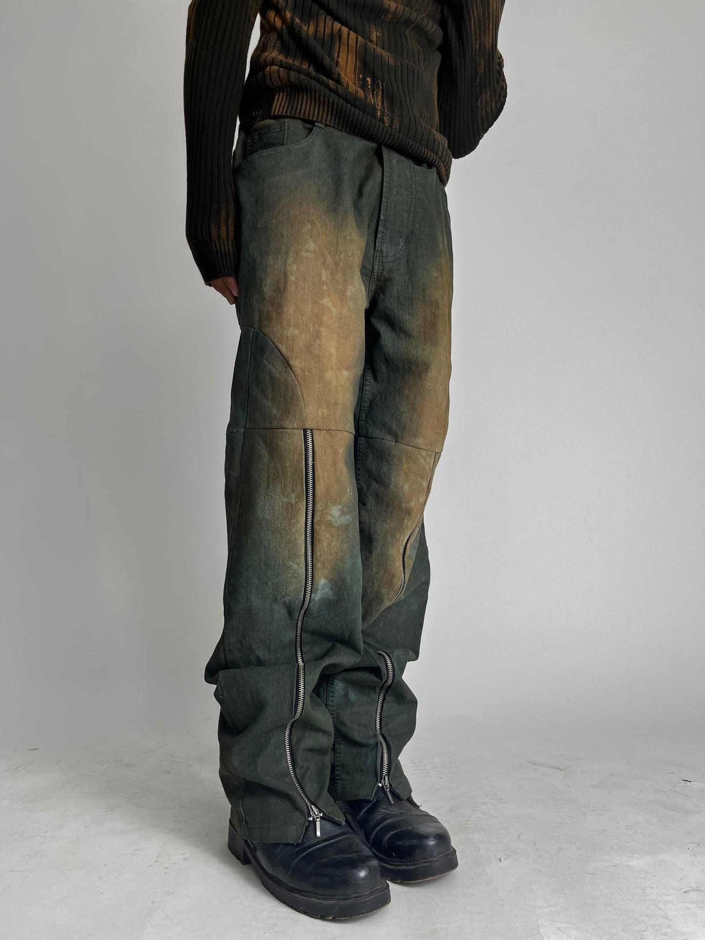 Reconstructed Mud Wash Jeans